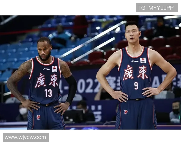 武汉篮球队在冠军赛中的默契配合与战术执行分析