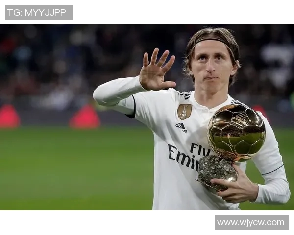 香港足球明星外号全解析从球场到生活的多面魅力展示