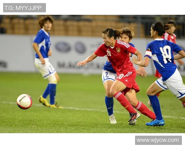 南京足球队在亚运会上的灵活性表现引发热议展现出强大竞争力与团队协作精神